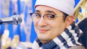 القاريء العالمي محمود الشحات أنور يهنيء المصريين بحلول شهر رمضان