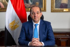 تسهيلات جمركية لشحنات الترانزيت العابر بالموانئ المصرية