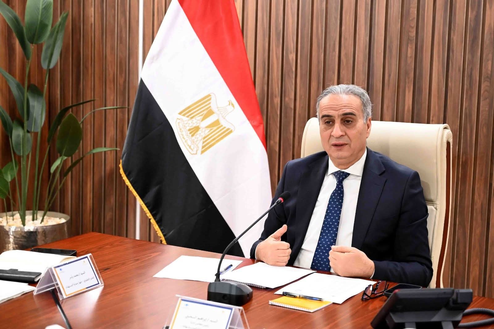 قبل طرحها بالأسواق.. ضبط طن ونصف أسماك فاسدة في الفيوم