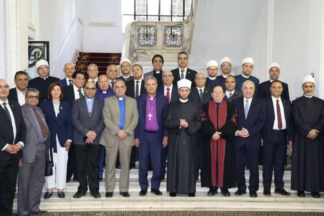 وزير الأوقاف يستقبل رئيس الطائفة الإنجيلية بالمجلس الأعلى للشئون الإسلامية للتهنئة بعيد الفطر المبارك