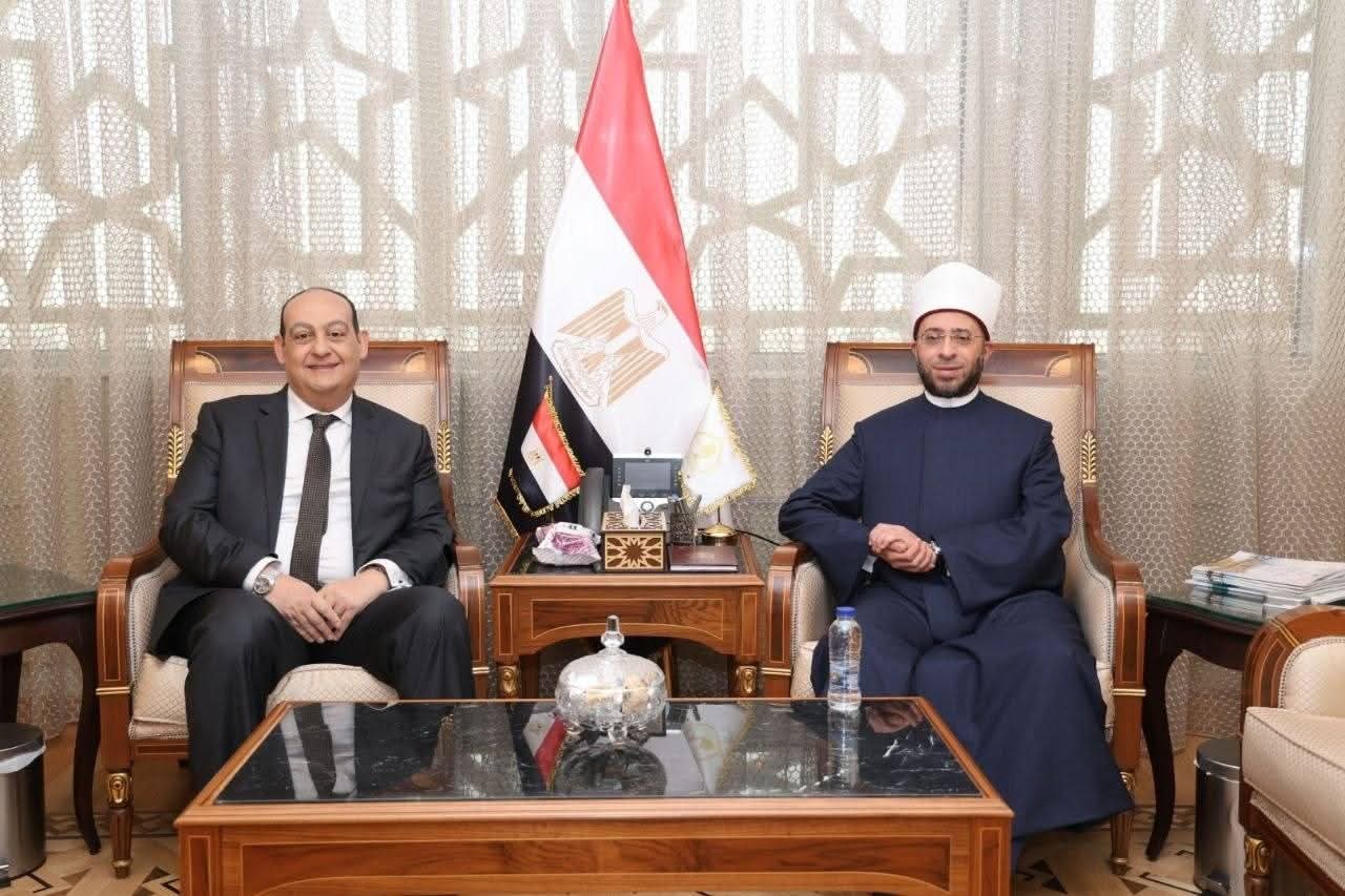 وزير الأوقاف يستقبل مساعد وزير الخارجية للعلاقات الثقافية لبحث تعزيز التعاون المشترك