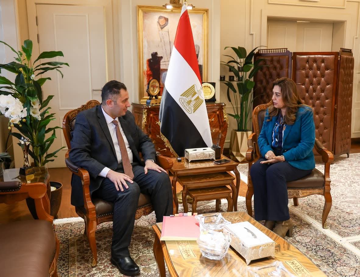 وزيرة التنمية المحلية والبيئة تتابع مع محافظ دمياط تنفيذ مشروعات الخطة الاستثمارية والملفات التنموية وتحسين الخدمات للمواطنين