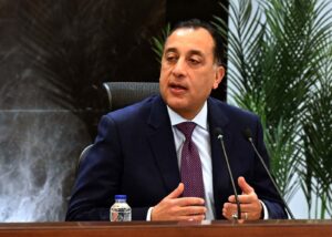 رئيس الوزراء يهنئ الرئيس السيسي بمناسبة عيد الفطر المبارك