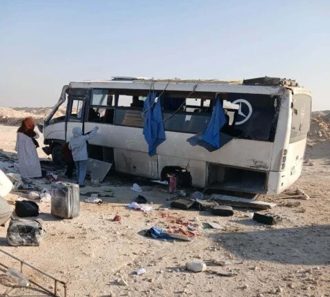 انقلاب أتوبيس طلاب في المنيا يُسفر عن إصابات.. وتحركات عاجلة للسلطات