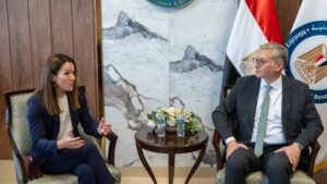 وزير البترول يبحث مع مسؤولي “بي بي” التقدم في حفر آبار جديدة للغاز الطبيعي
