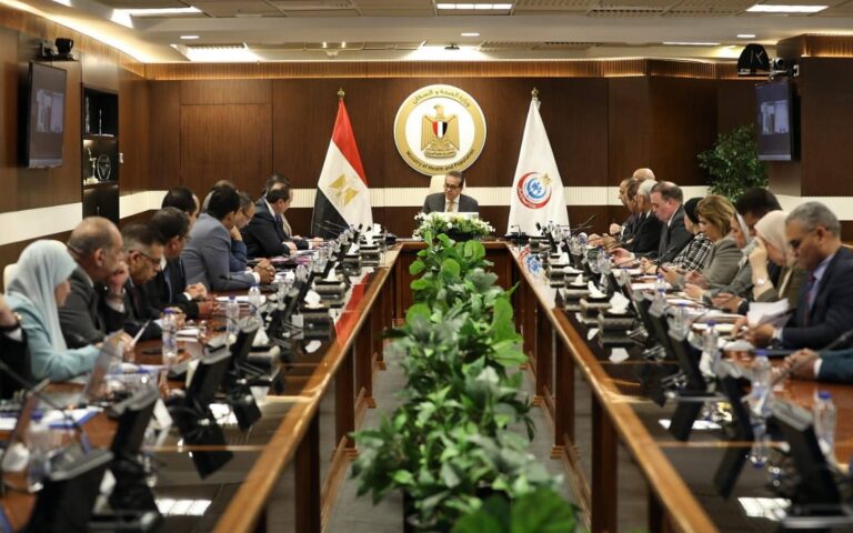 وزير الصحة: تطبيق “التأمين الصحي الشامل” في المنيا نموذج يُحتذى به لتعميم المنظومة بالجمهورية