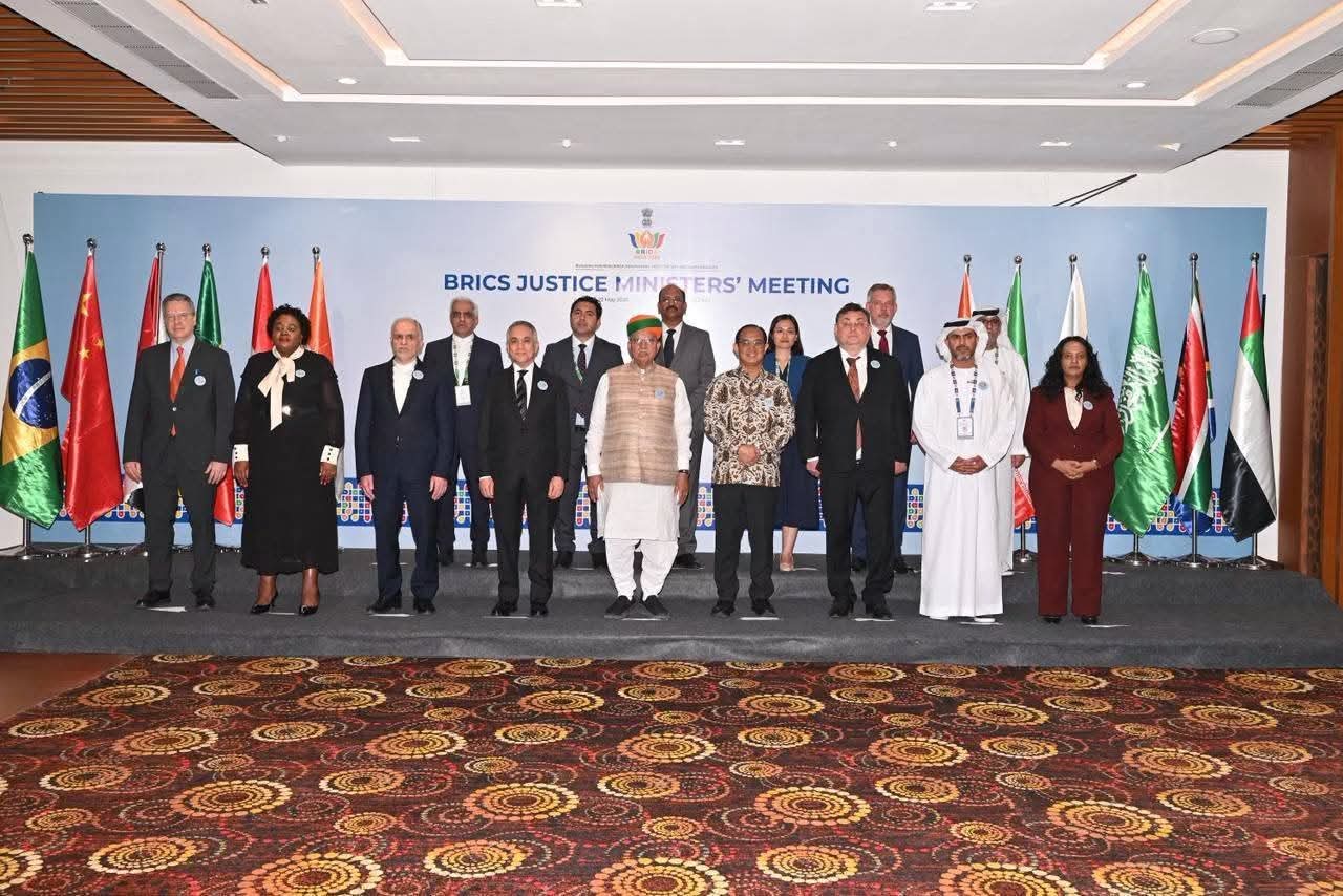 وزير العدل يشارك في اجتماع وزراء العدل لدول تجمع “بريكس” بالهند ويعقد لقاءات ثنائية لتعزيز التعاون القانوني والقضائي المشترك