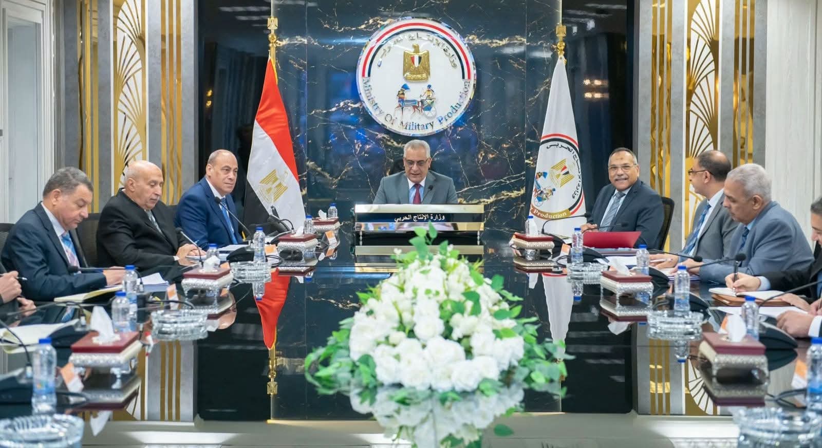 وزير الدولة للإنتاج الحربي يوجّه بتوسيع التعاون الصناعي وتسريع وتيرة تنفيذ المشروعات لدعم خطط التطوير وزيادة الإنتاج المحلي