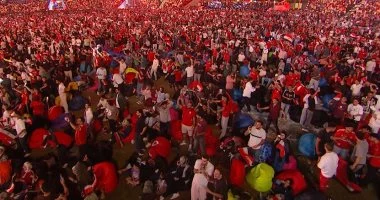 احتفالات المصريين تهز العاصمة الجديدة