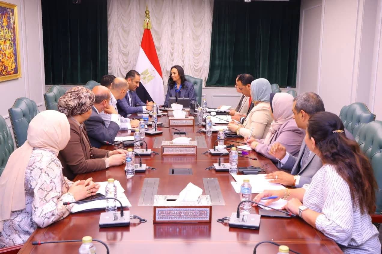 وزيرة التضامن تلتقي أعضاء مجلسي النواب والشيوخ وتستعرض منظومة التمكين الاقتصادي المستوحاة من تجربة “بنك جرامين”