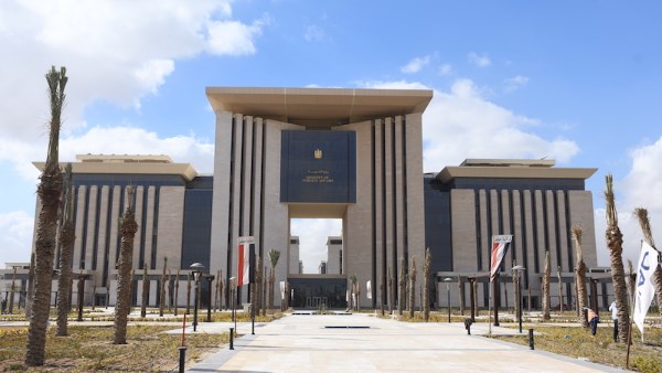الخارجية تتحرك للإفراج عن بحارة مصريين محتجزين قبالة السواحل الصومالية