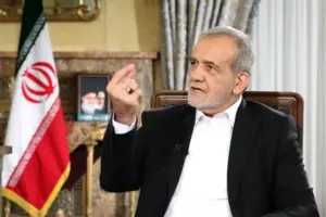إيران تعلن عن نيتها استخدام أسلحة وأهداف جديدة، وترامب يعرب عن استعداده للقاء بزشكيان في ظل تراجع حركة الملاحة في مضيق هرمز