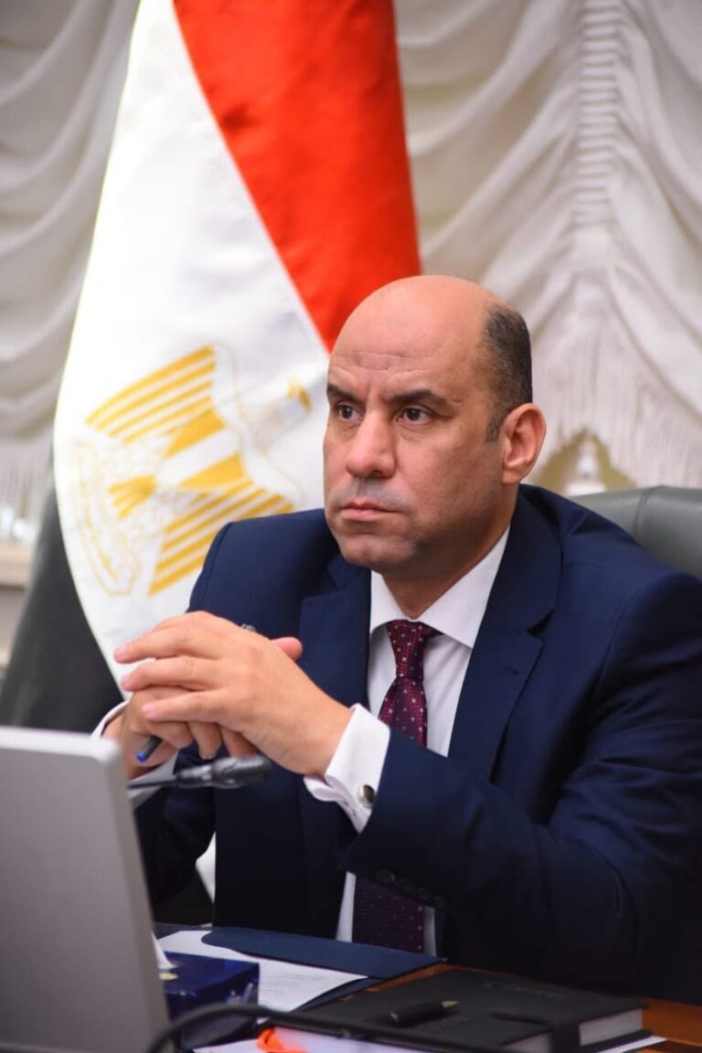 وزارة العمل تنفذ 1414 عملية تفتيش