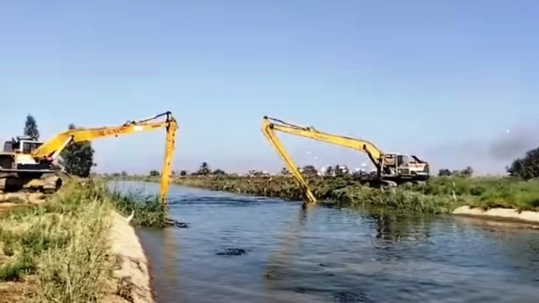 محافظ أسوان يتابع نجاح منظومة الري خلال موسم أقصى الاحتياجات المائية