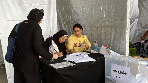 غلق باب التصويت في انتخابات مركز شباب سموحة.. وبدء إجراءات فرز الأصوات