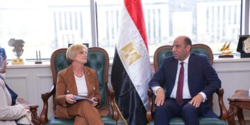 وزير العمل يعلن فتح مسارات جديدة للكوادر المصرية للعمل في إيطاليا.. تسريع مذكرة تفاهم لتنظيم التشغيل والتدريب