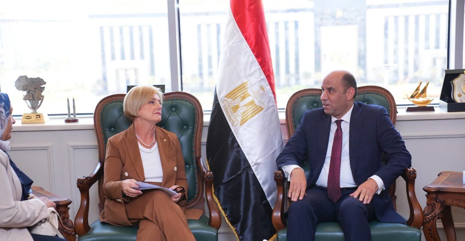 وزير العمل يعلن فتح مسارات جديدة للكوادر المصرية للعمل في إيطاليا.. تسريع مذكرة تفاهم لتنظيم التشغيل والتدريب
