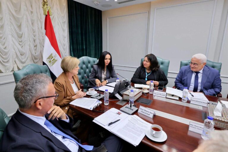 وزيرة التضامن تبحث مع نظيرتها الإيطالية توسيع التعاون في الحماية الاجتماعية وتمكين الفئات الأولى بالرعاية