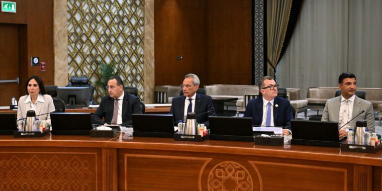 الاقتصاد المصري يحقق نموًا 5.1% خلال العام المالي 2025/2026 بدعم من الصناعة وقناة السويس والاتصالات