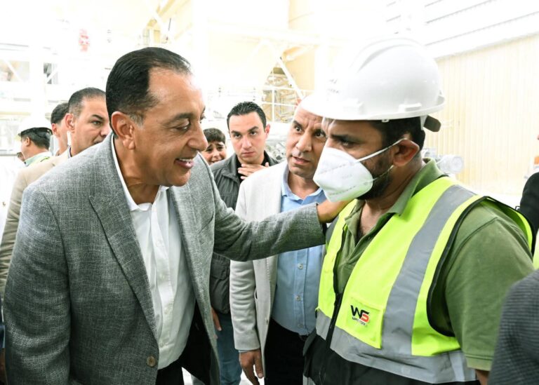 باستثمارات 5 ملايين دولار.. مدبولي يفتتح مصنع «وايت ستون إيجيبت» بالسخنة