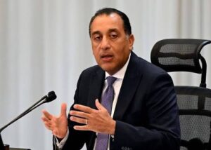 رئيس الوزراء: يوجه بحصر العقارات المتعثرة.. وسرعة الانتهاء من قانون الاتحاد المصري للمطورين